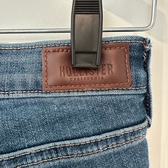 Hollister Women's curvy high-rise super skinny - Picture 2 of 4